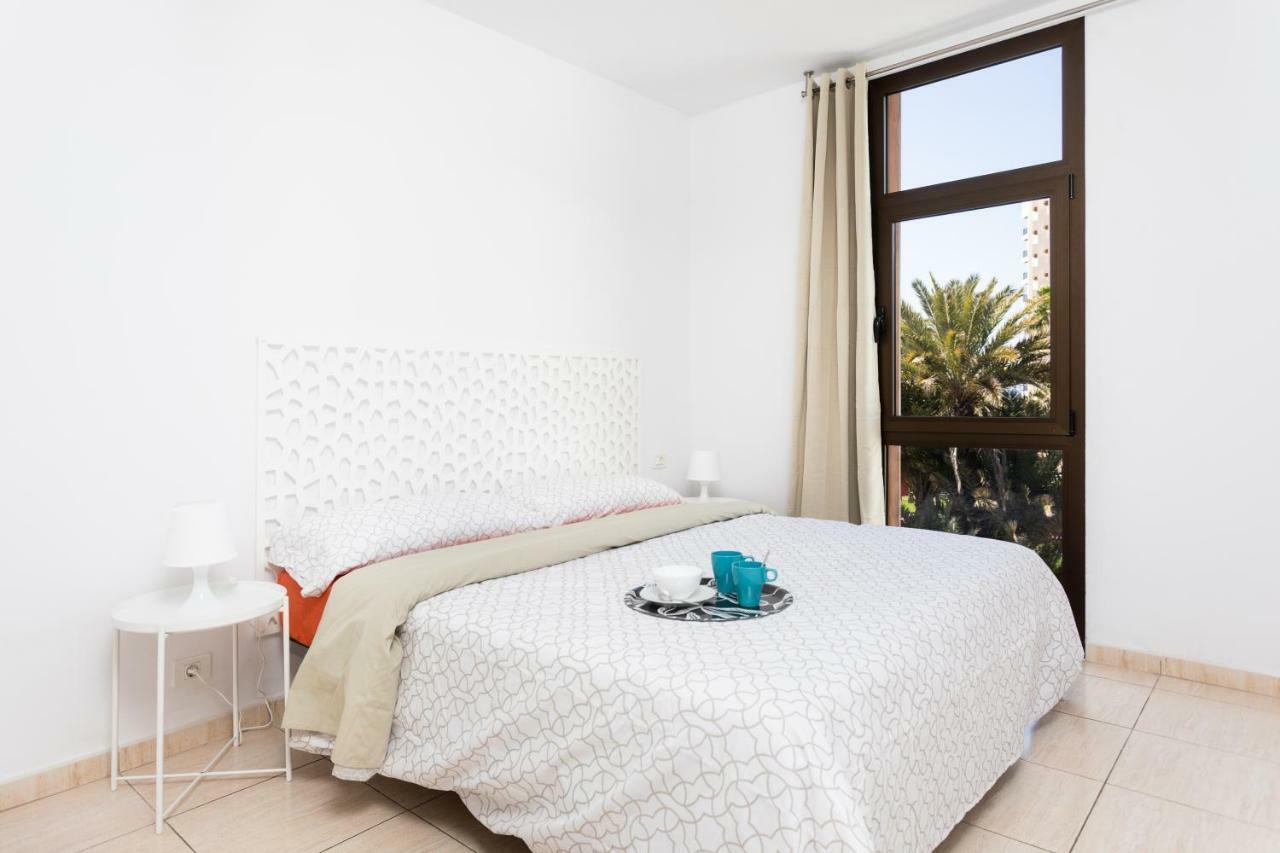 Las Americas Downtown : Prime Location Accomm. Арона Екстер'єр фото